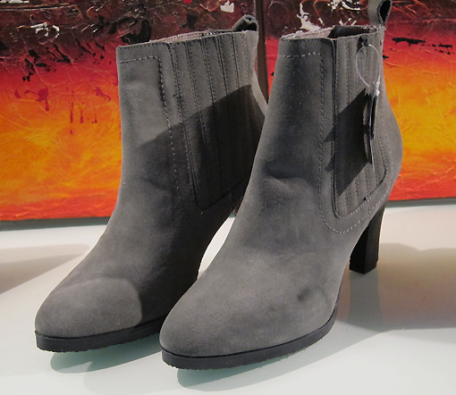 vd_grey2_shoes1 vd grey2 shoes1 Vide dressing