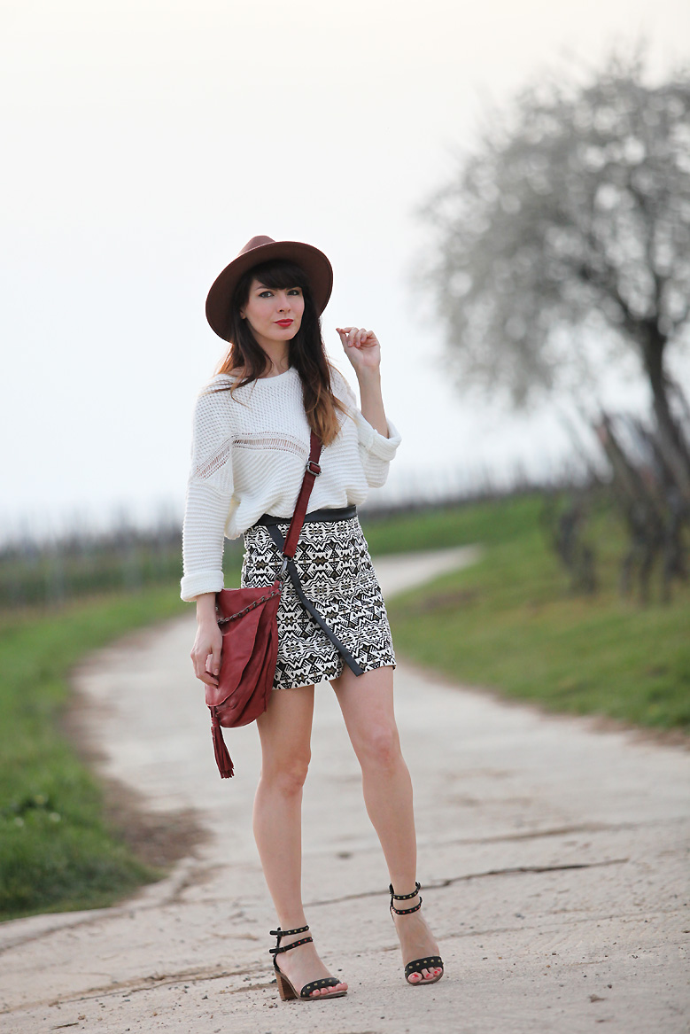 http://www.estelleblogmode.com/wp-content/uploads/2014/03/look_la_redoute.jpg