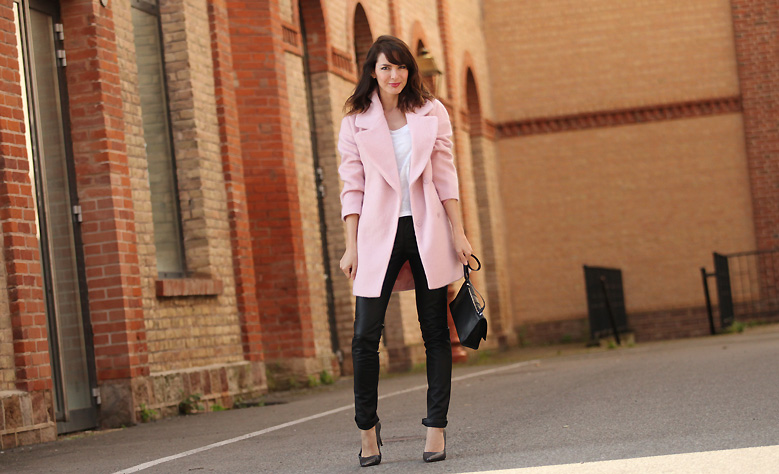 pink_coat