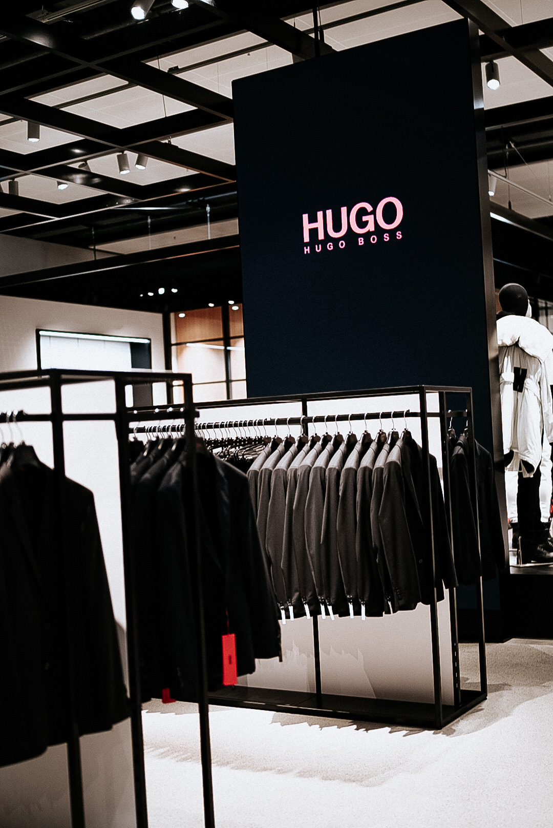 hugo outlet